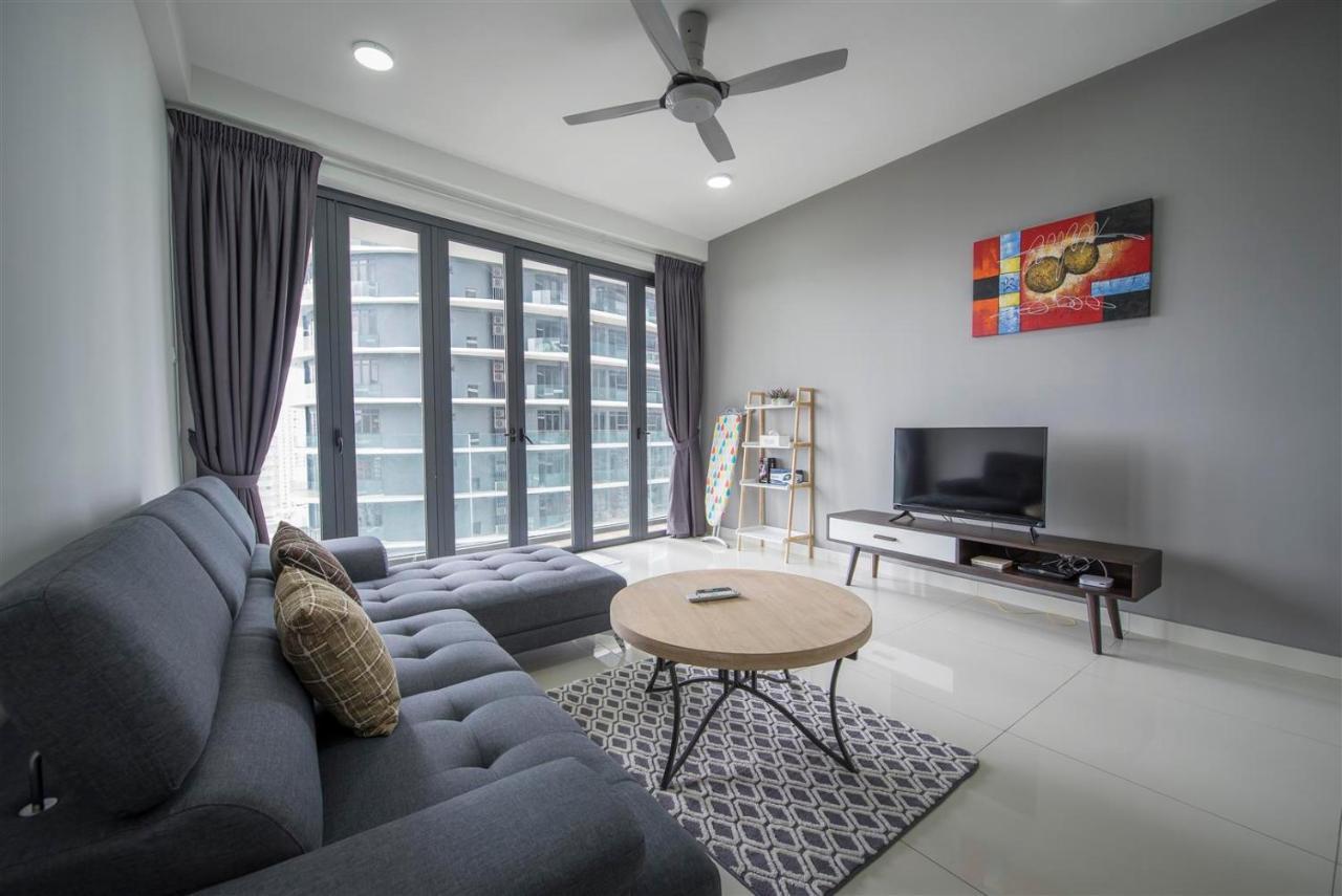 Arte S Suite 3房式度假公寓套房 บายันเลอปาส ภายนอก รูปภาพ